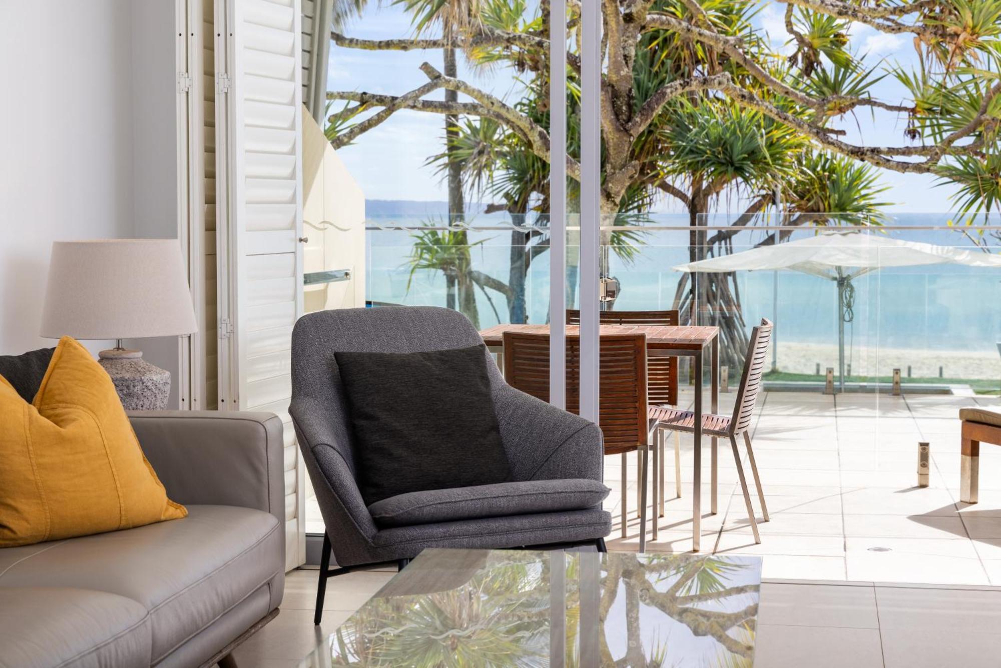 Fairshore 12: Absolute Beachfront, Direct Beach & Pool Access Noosa Heads Exterior foto